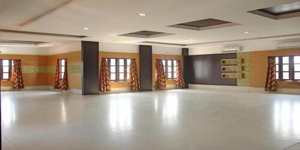 Green Coconut Resort Chennai Exterior foto