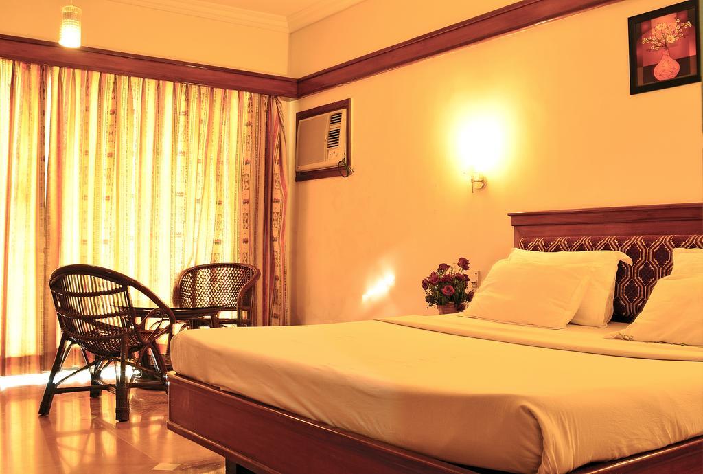 Green Coconut Resort Chennai Exterior foto