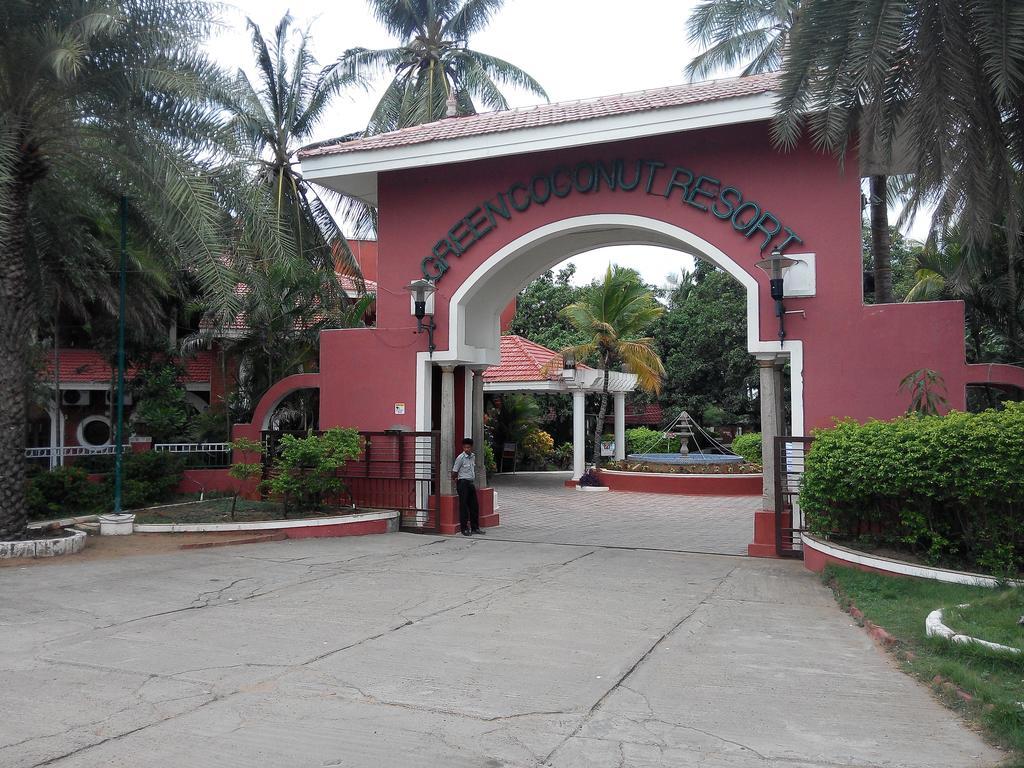 Green Coconut Resort Chennai Exterior foto