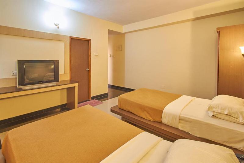 Green Coconut Resort Chennai Exterior foto