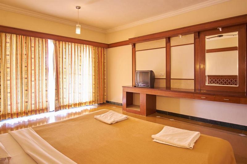 Green Coconut Resort Chennai Exterior foto