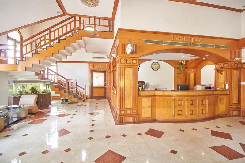 Green Coconut Resort Chennai Exterior foto