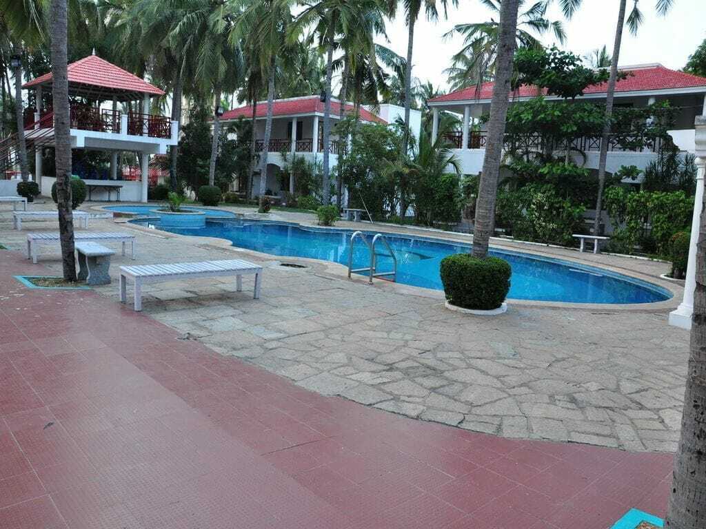 Green Coconut Resort Chennai Exterior foto